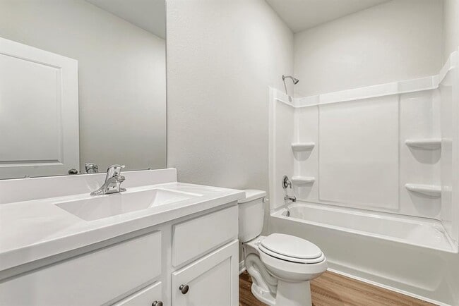 Building Photo - 8112 Burnt Orchid Dr