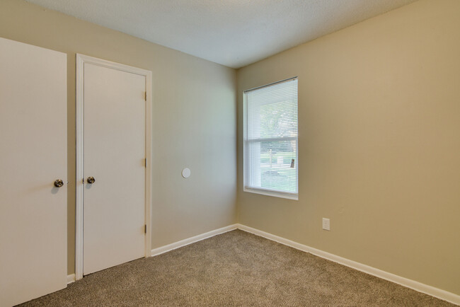 Building Photo - 3 Bedroom Augusta Home