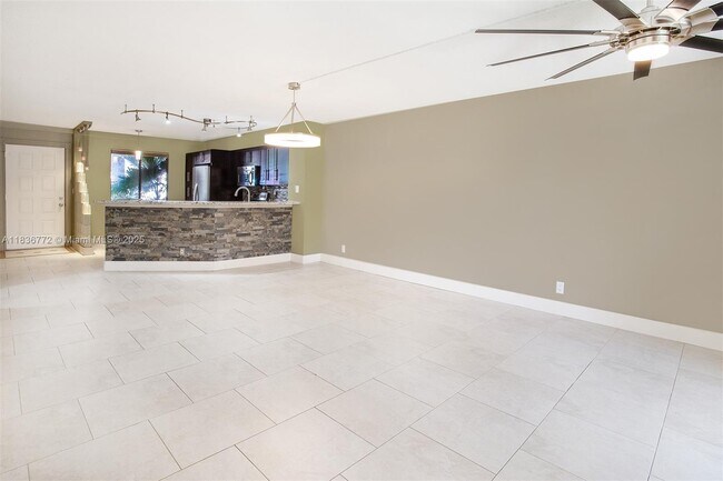 Building Photo - 2213 Cypress Island Dr