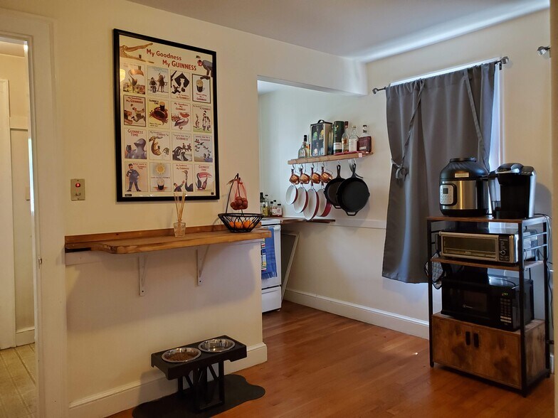 Building Photo - 33 Flett Rd