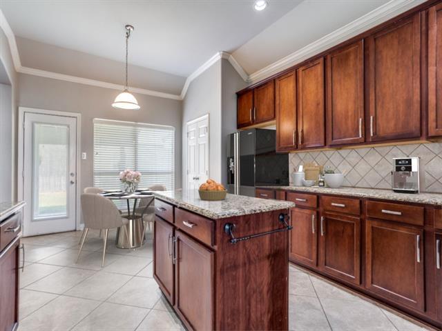 Building Photo - 6701 Driftwood Ln