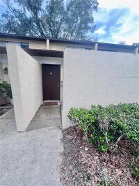 Building Photo - 2508 SW 35th Pl