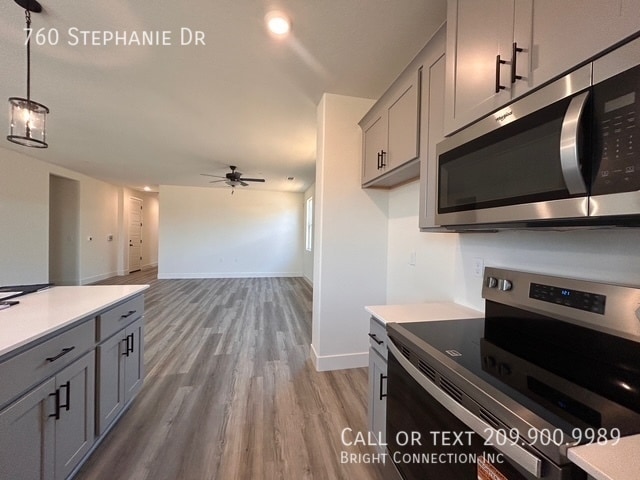 Building Photo - 760 Stephanie Dr