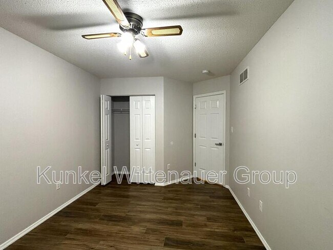 Building Photo - 1514 Peach Orchard Ln