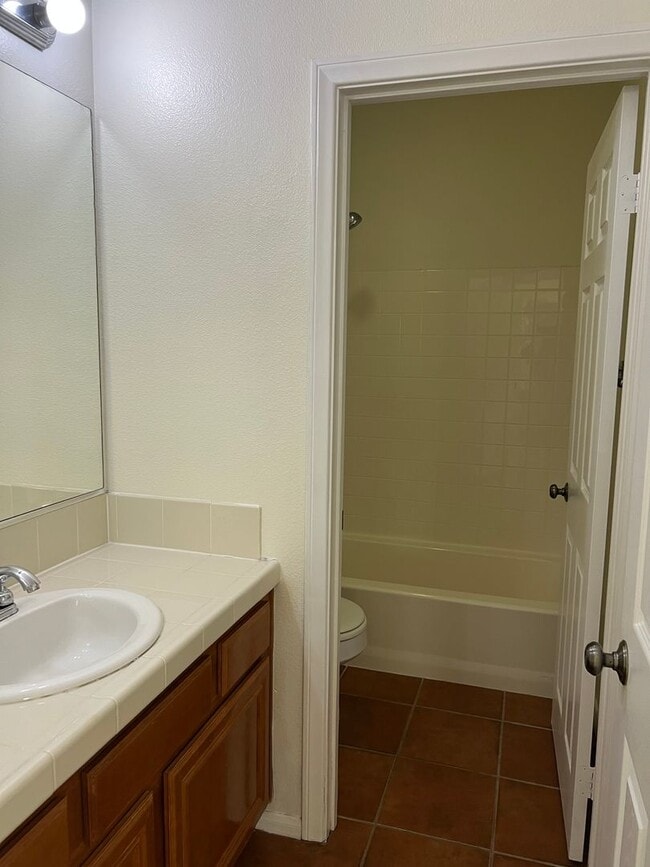 Building Photo - 13561 Lavender Way