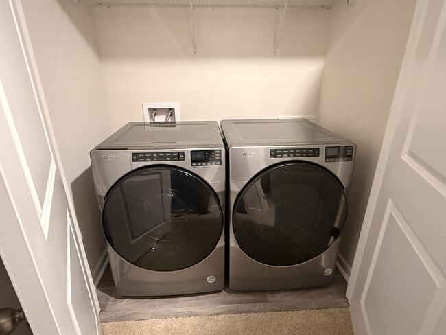 Building Photo - 3200 Tatlock Wy