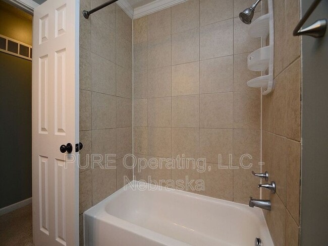 Building Photo - 13951 Jefferson Cir
