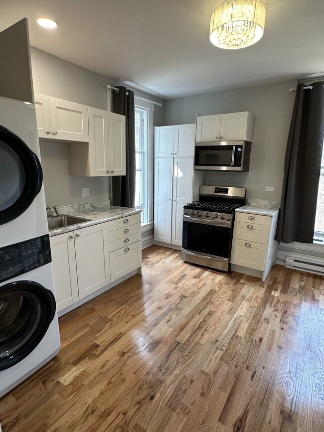 Building Photo - 278 Douglas-3