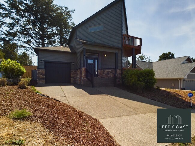 Building Photo - 798 SE 37th Ct