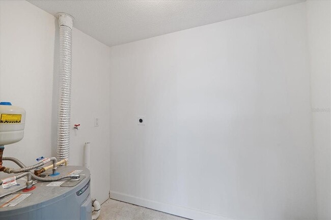 Building Photo - 730 Spanish Dr S