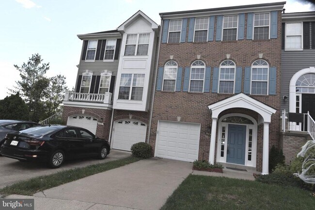 Primary Photo - 44057 Rising Sun Terrace