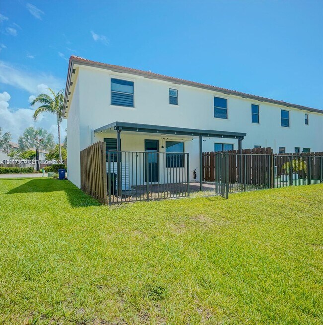 Building Photo - 11790 SW 238th St