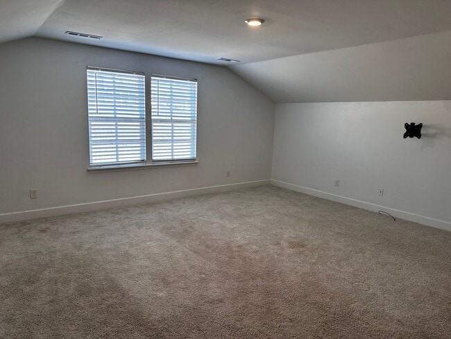 Building Photo - Carothers Farms - Three Bedroom House with 2 Car Garage