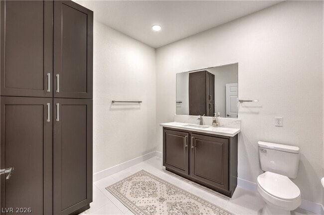 Building Photo - 5152 Forest Oaks Dr