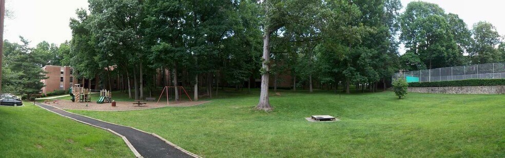 Playground - 3326 Woodburn Village Dr