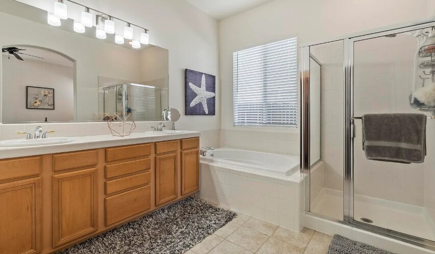 Building Photo - 10345 Coyote Creek Dr