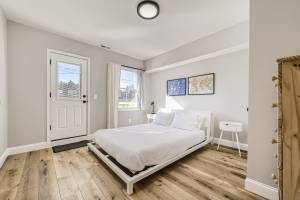 Building Photo - 4332 Falls Rd