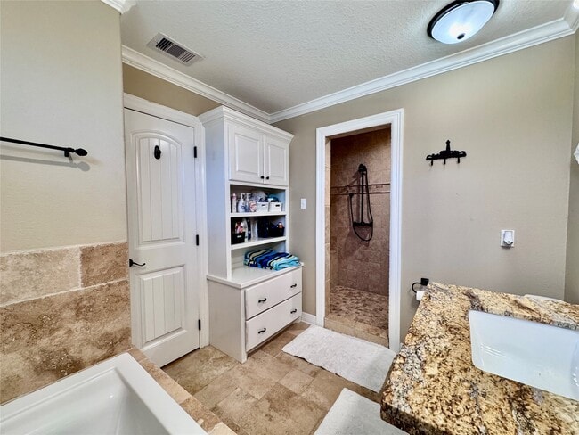 Building Photo - 1177 Sailfish St