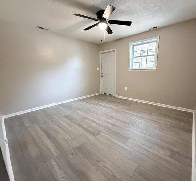 Building Photo - 125 McClure St