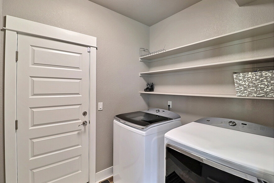 Main Floor Laundry - 9004 19th St