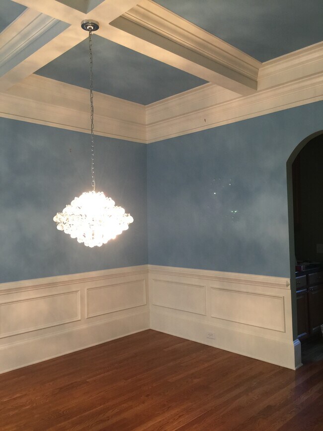 Building Photo - 5000 Wildeoak Trail