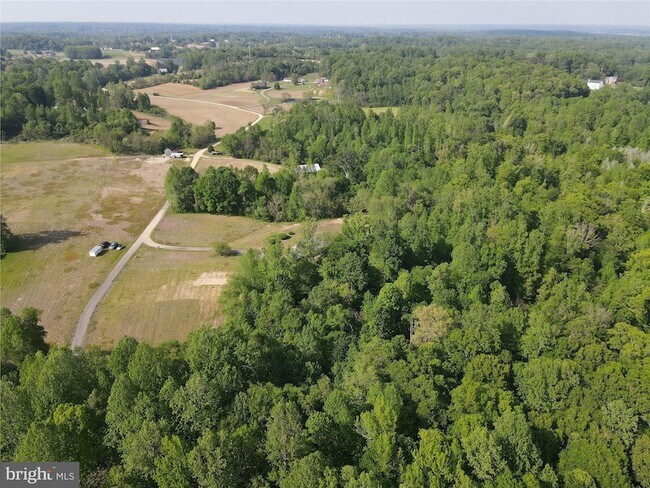 Building Photo - 13245 Croom Rd