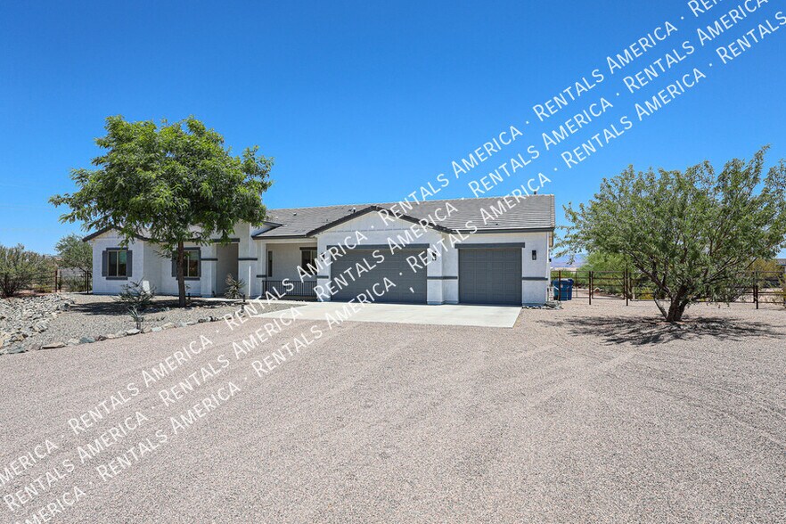 Building Photo - 31219 N 136th Wy