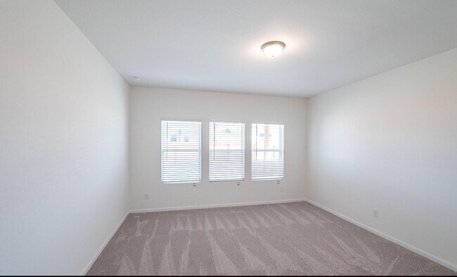 Building Photo - 2307 Stonewater Cove