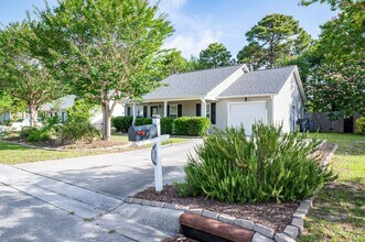 Building Photo - FURNISHED RENTAL FOR 3-12 MONTHS AVAILABLE MID-JUNE
