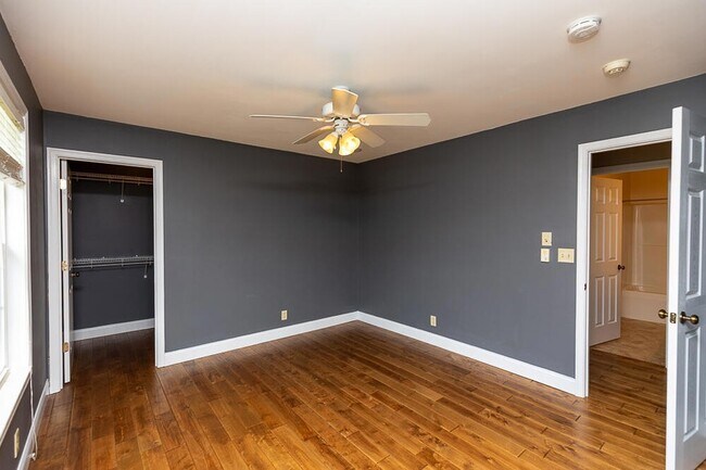 Building Photo - 2059 Arbor Springs Blvd