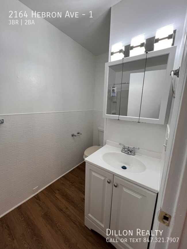 Building Photo - 2164 Hebron Ave