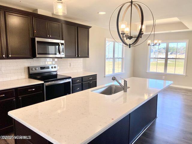 Building Photo - 716 Knoll Cir