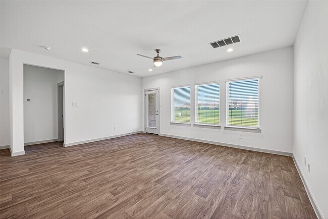 Building Photo - 1322 Truckee River Dr