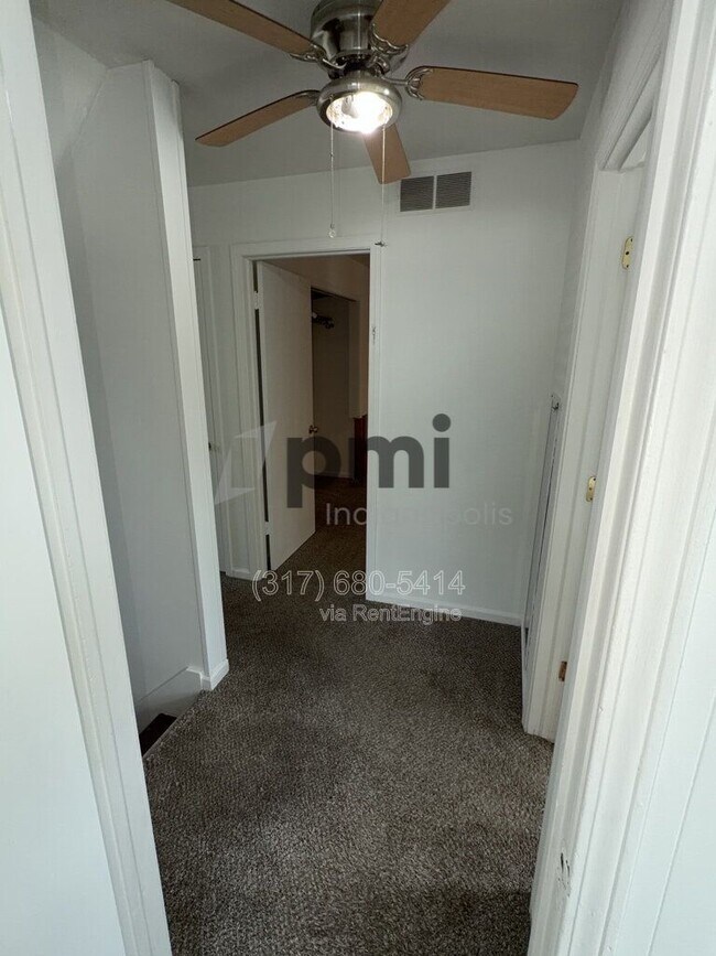 Building Photo - 635 Phaeton Pl