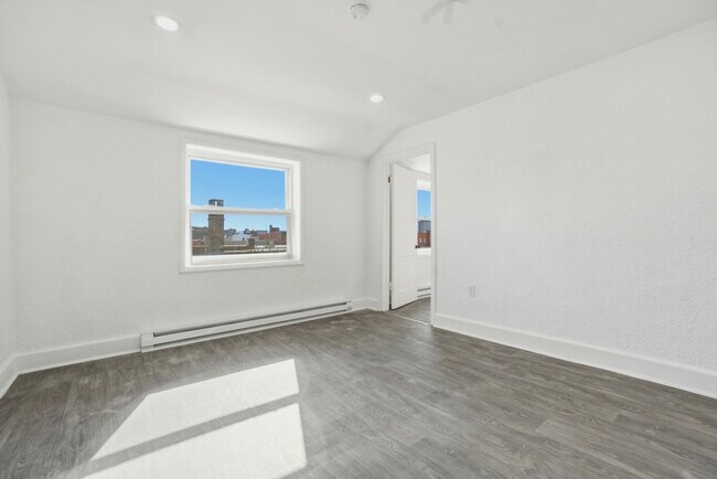 Building Photo - 159 Hagerstown