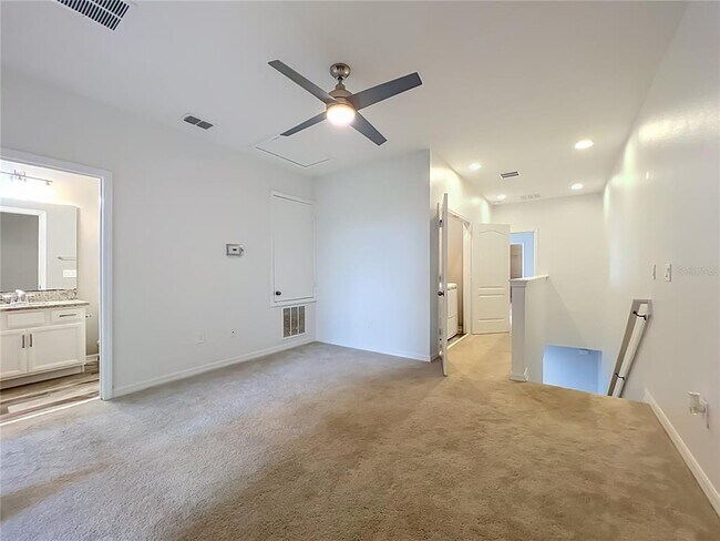 Building Photo - 12043 White Wave Point