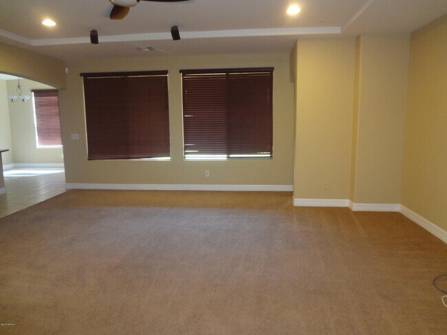 Building Photo - 1575 W Pelican Ct