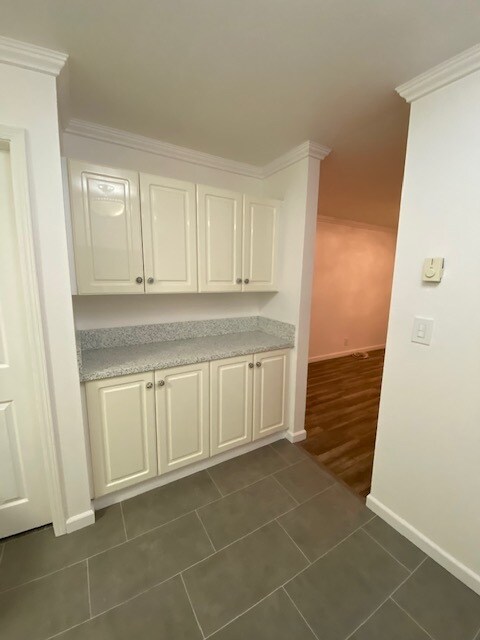 Building Photo - 2308 Schader Dr