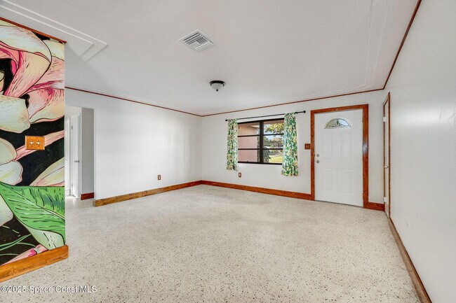 Building Photo - 155 Melbourne Ave