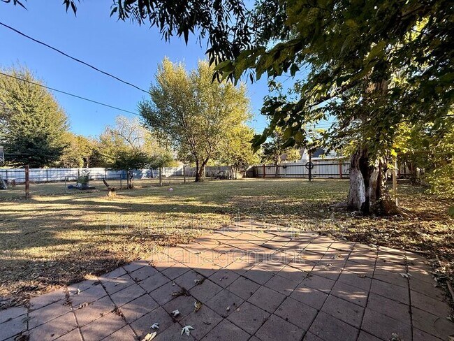 Building Photo - 1132 SW 61st St