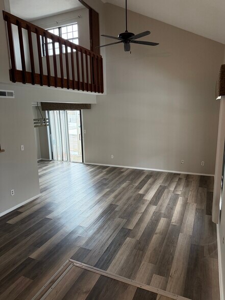 Building Photo - 1492 Sanzon Dr