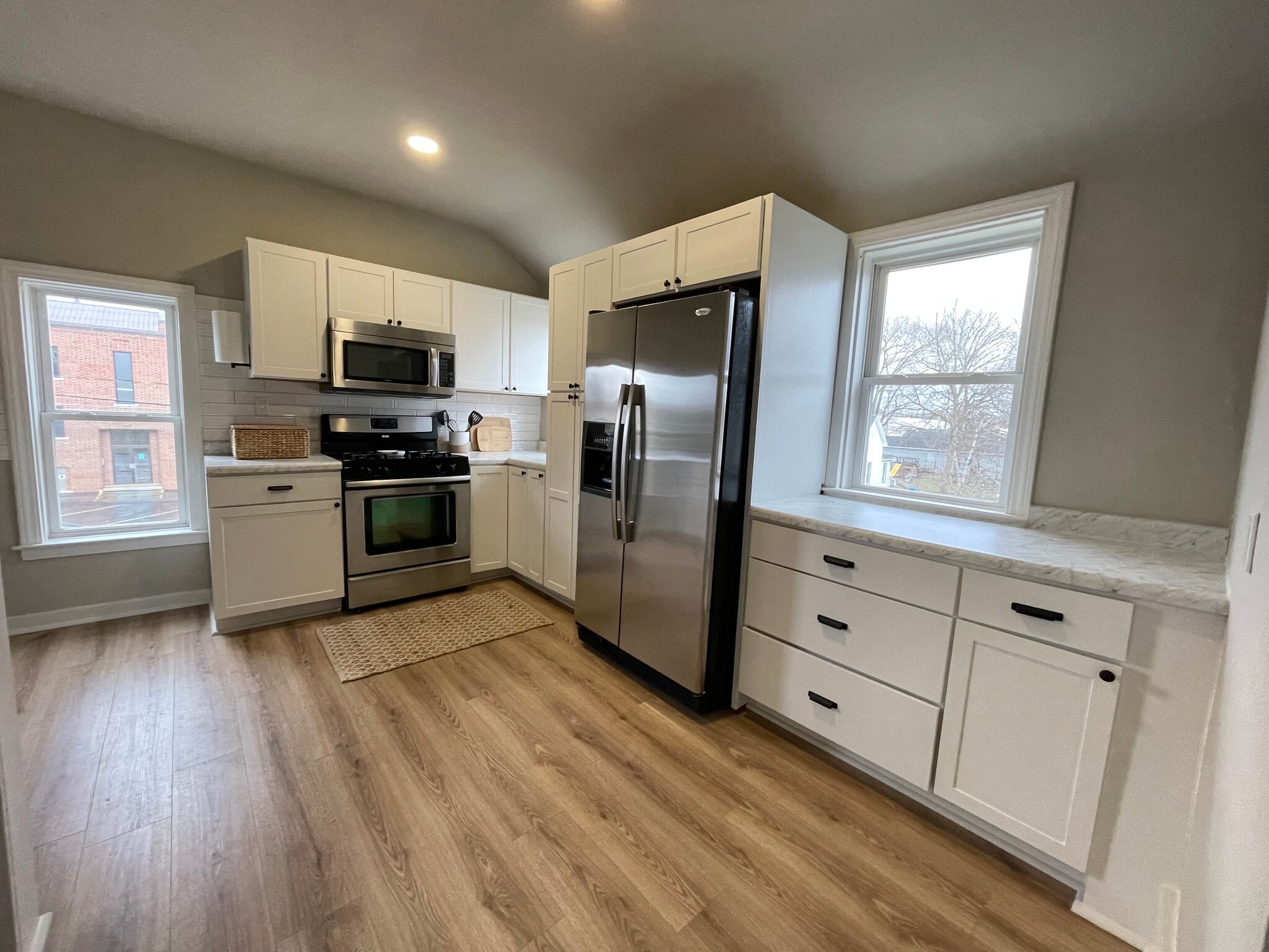 Building Photo - 502 Woodworth Ave