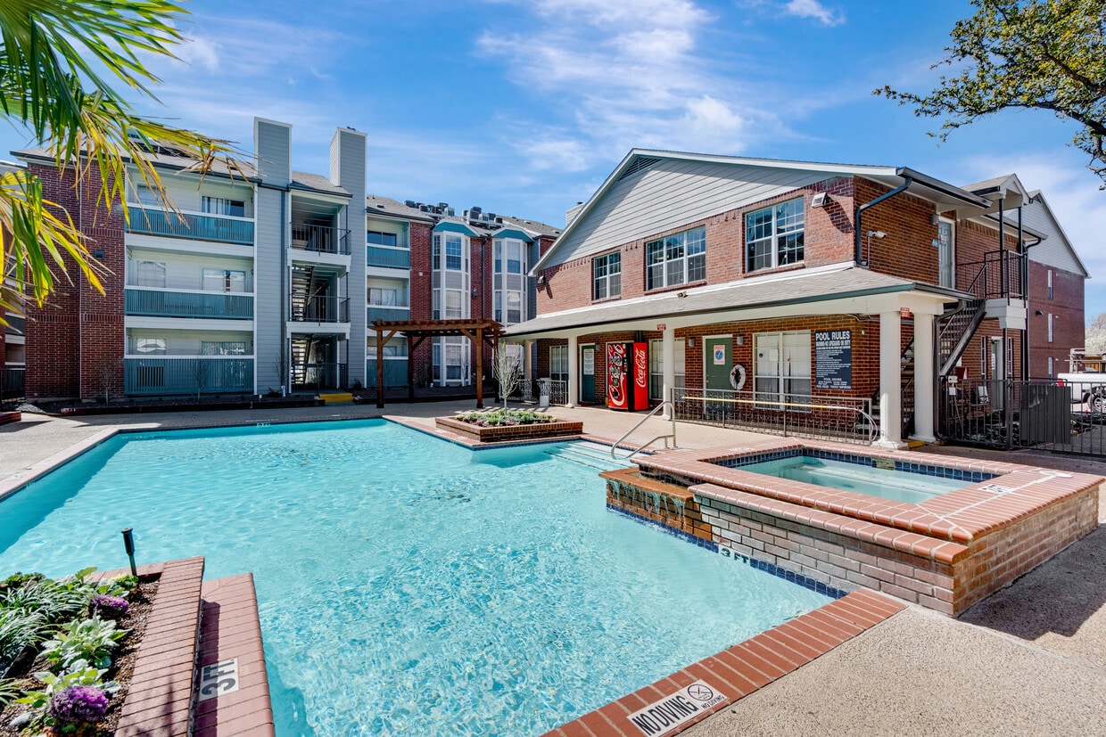 Centerpoint Apartments Dallas Centerpoint Apartments Dallas