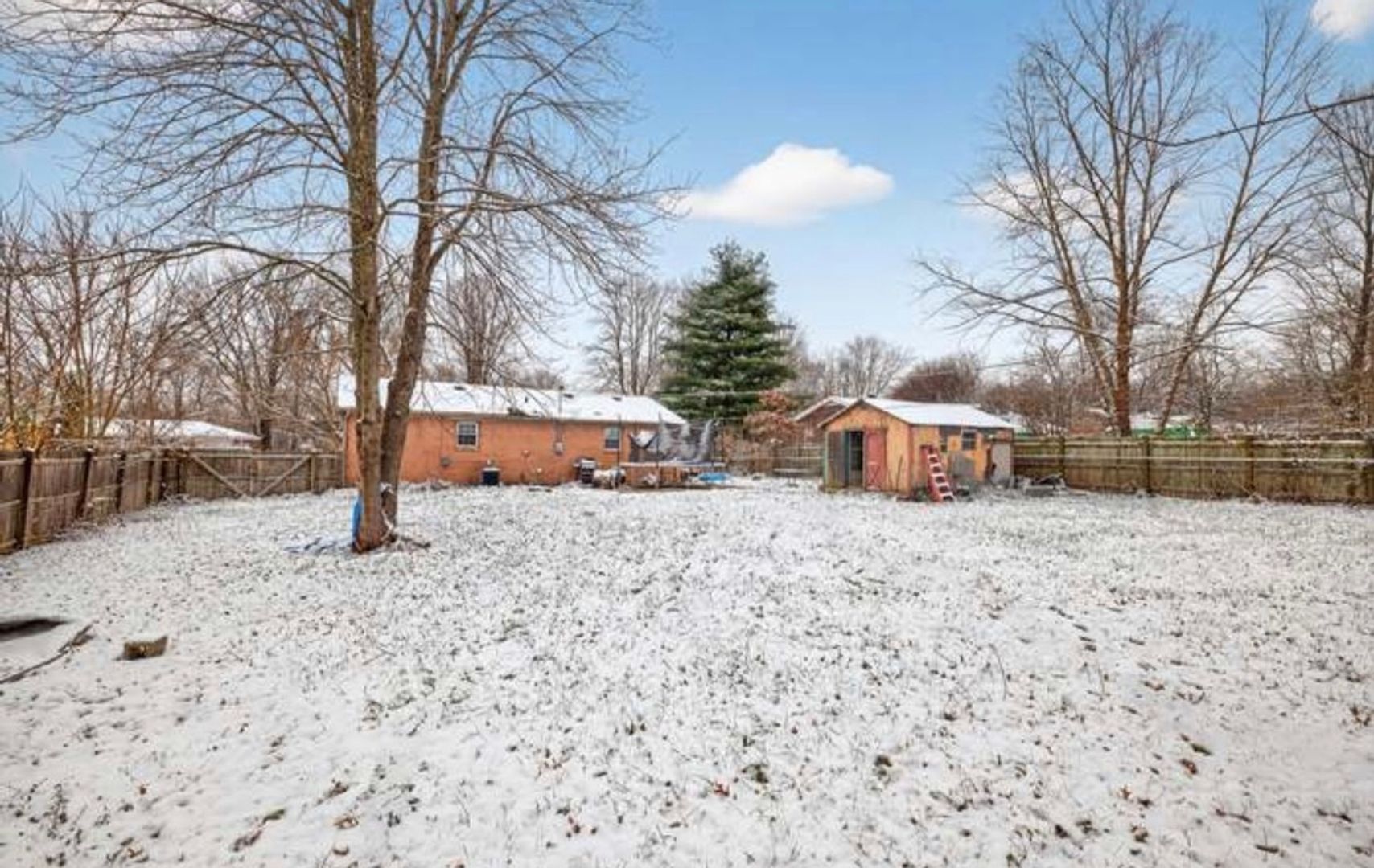 Building Photo - 108 Farmers Ln