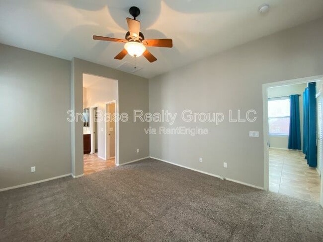 Building Photo - 4442 N Jackson Ct