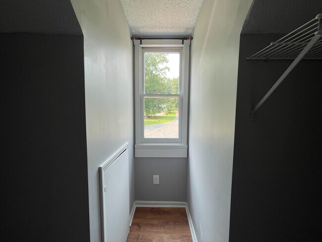 Building Photo - Room in House on Newfoundland Ct