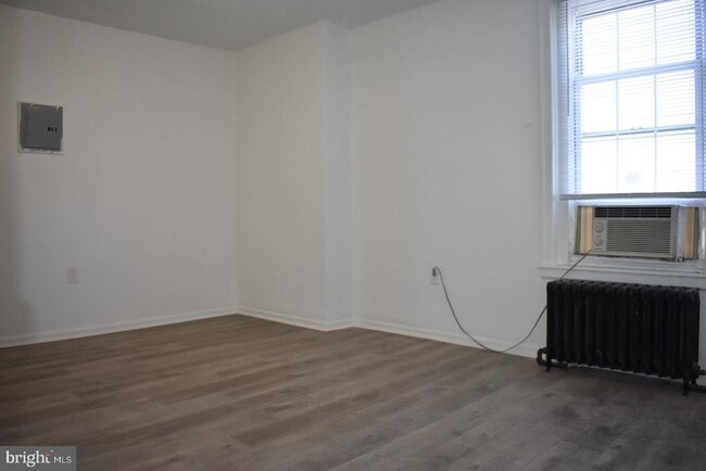 Building Photo - 6031 Market St