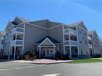 Building Photo - 76 Liberty St