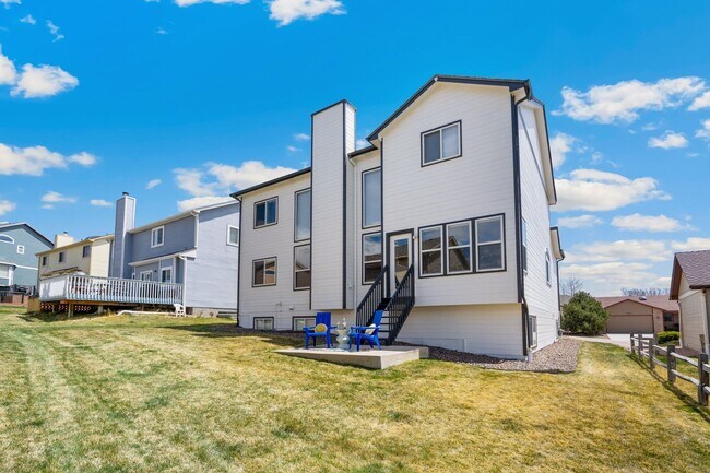 Building Photo - 15510 Jessie Dr