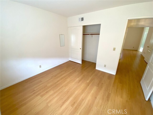 Building Photo - 2300 Maple Ave